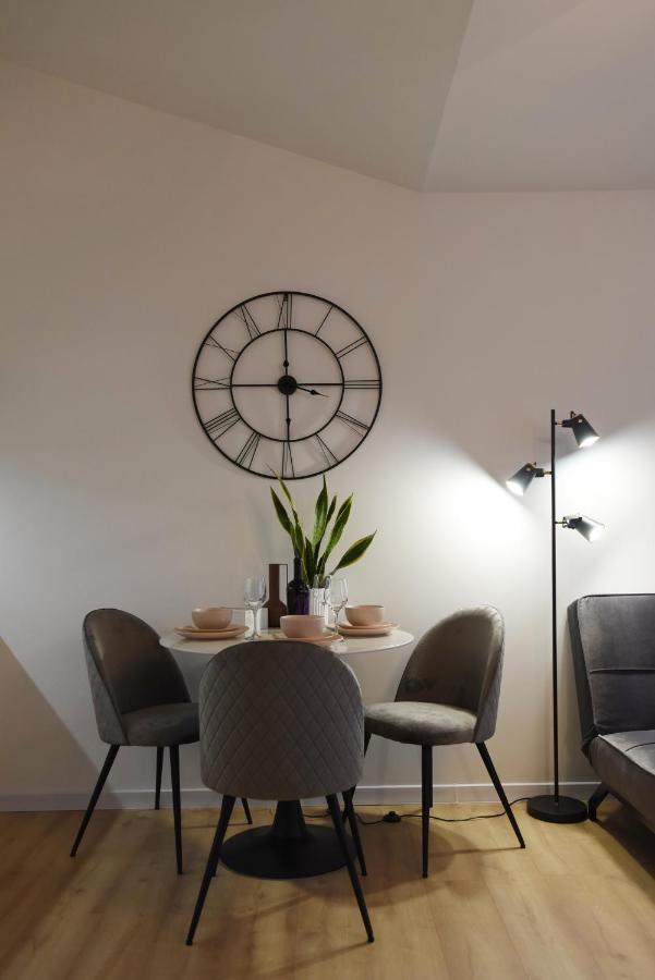 Studio Apartman Mia Zupanja Exterior foto